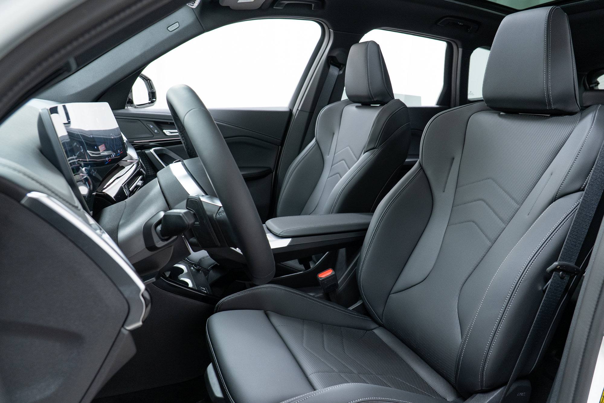 Used 2026 BMW X1 xDrive28i w/ M Sport Package image 13