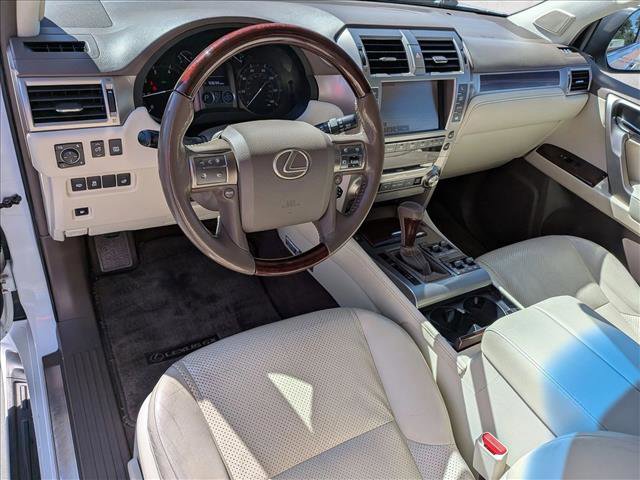 Used 2016 Lexus GX 460 Luxury image 12