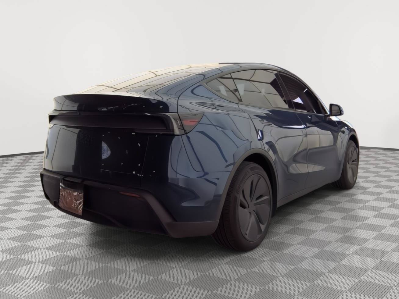 Used 2026 Tesla Model Y Long Range RWD image 2
