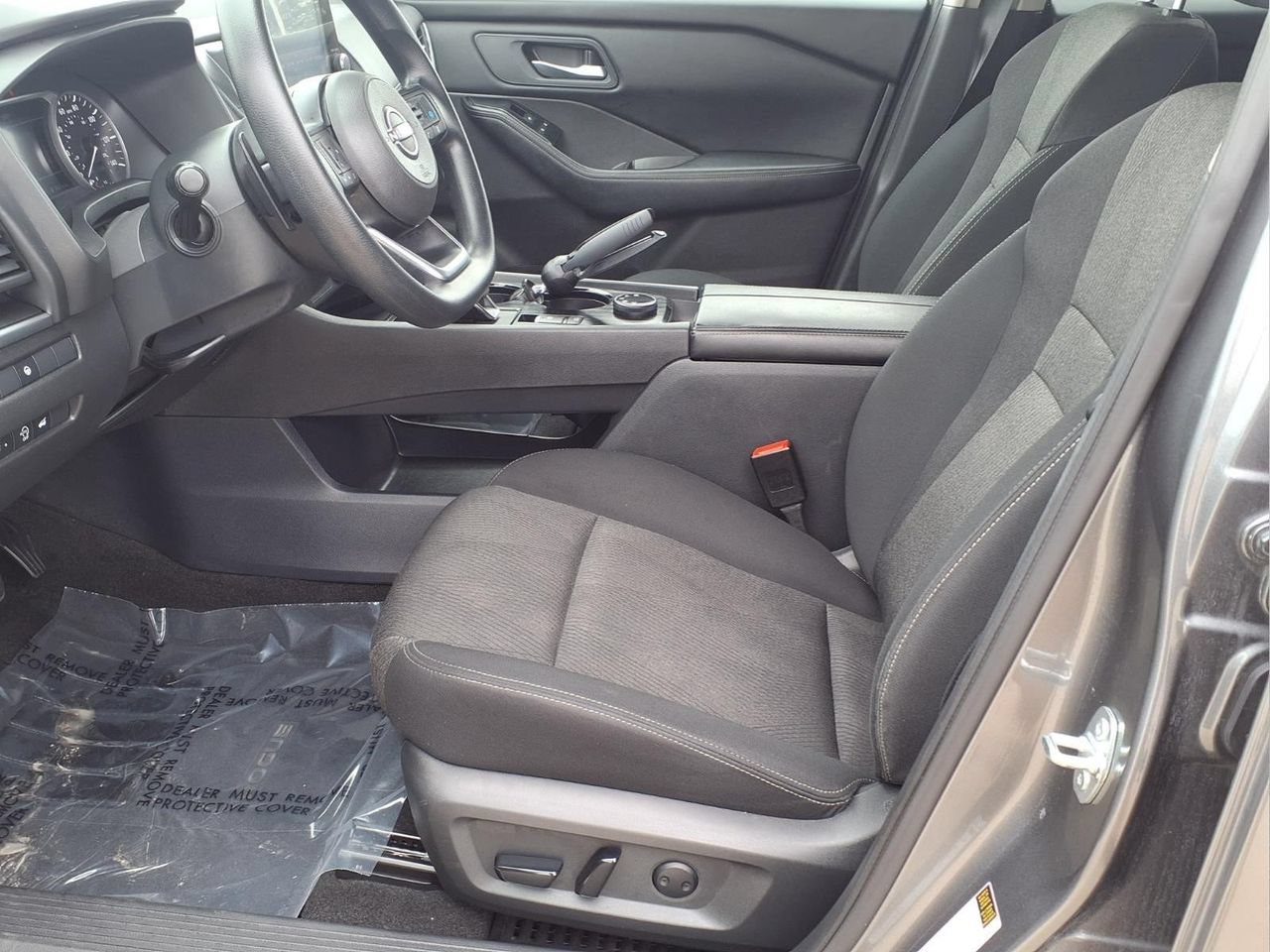 Used 2024 Nissan Rogue SV AWD/4WD image 14