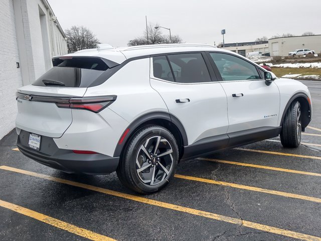 New 2026 Chevrolet Equinox EV LT image 6