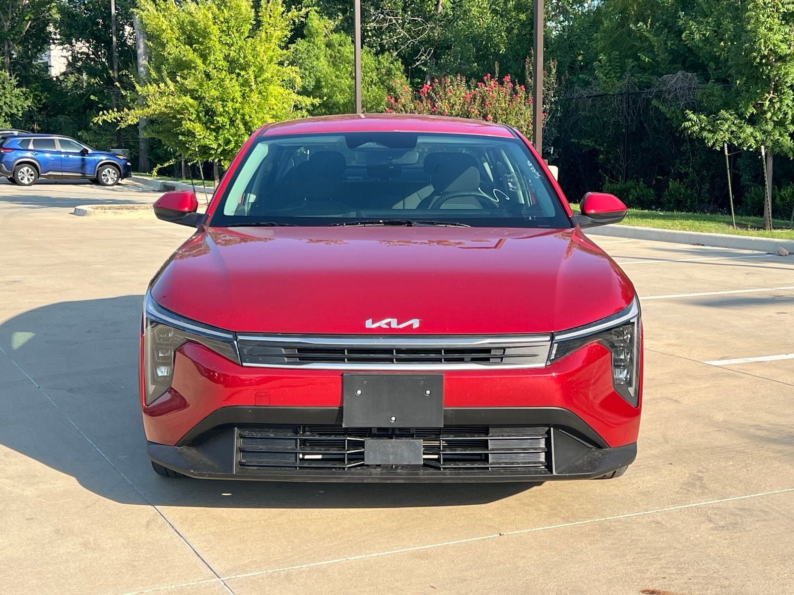 Used 2025 Kia K4 FWD image 2