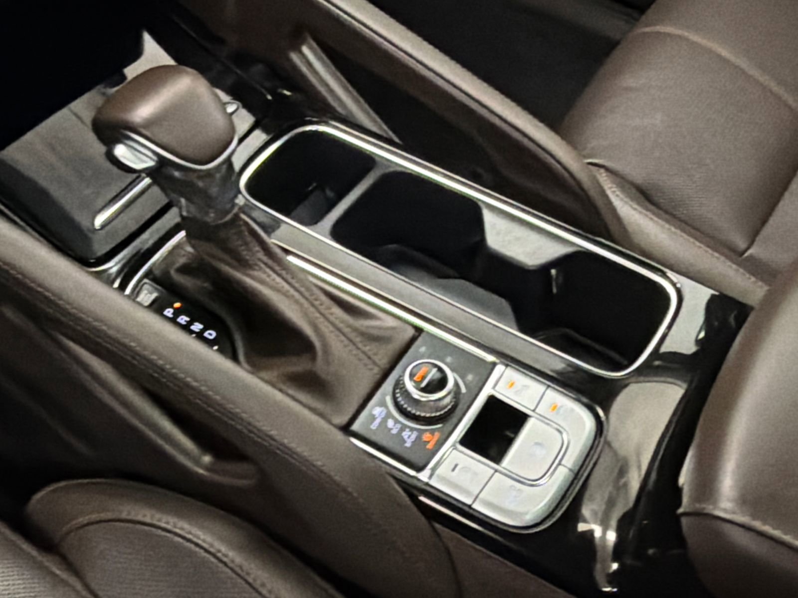 Used 2022 Kia Telluride SX image 32