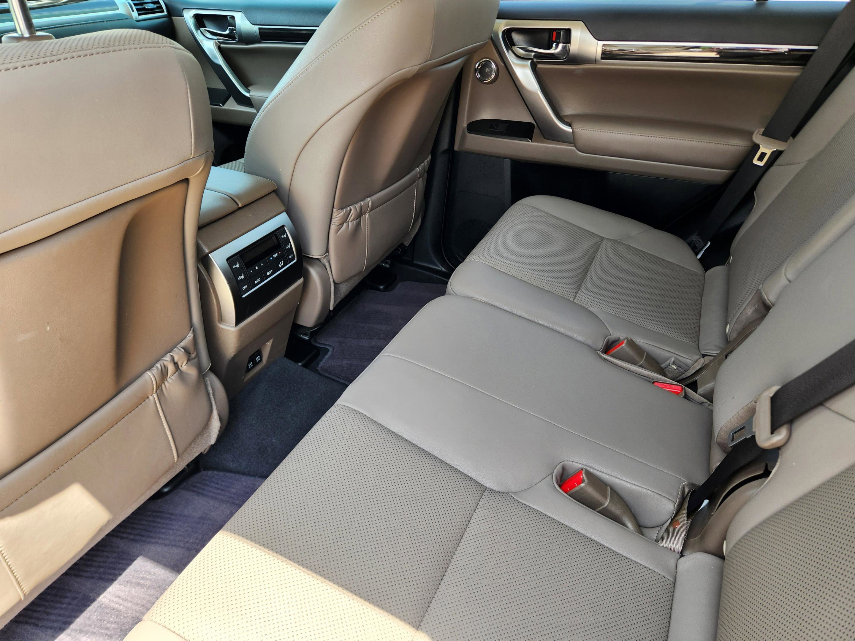 Used 2022 Lexus GX 460 Premium w/ Premium Plus Package AWD/4WD image 29
