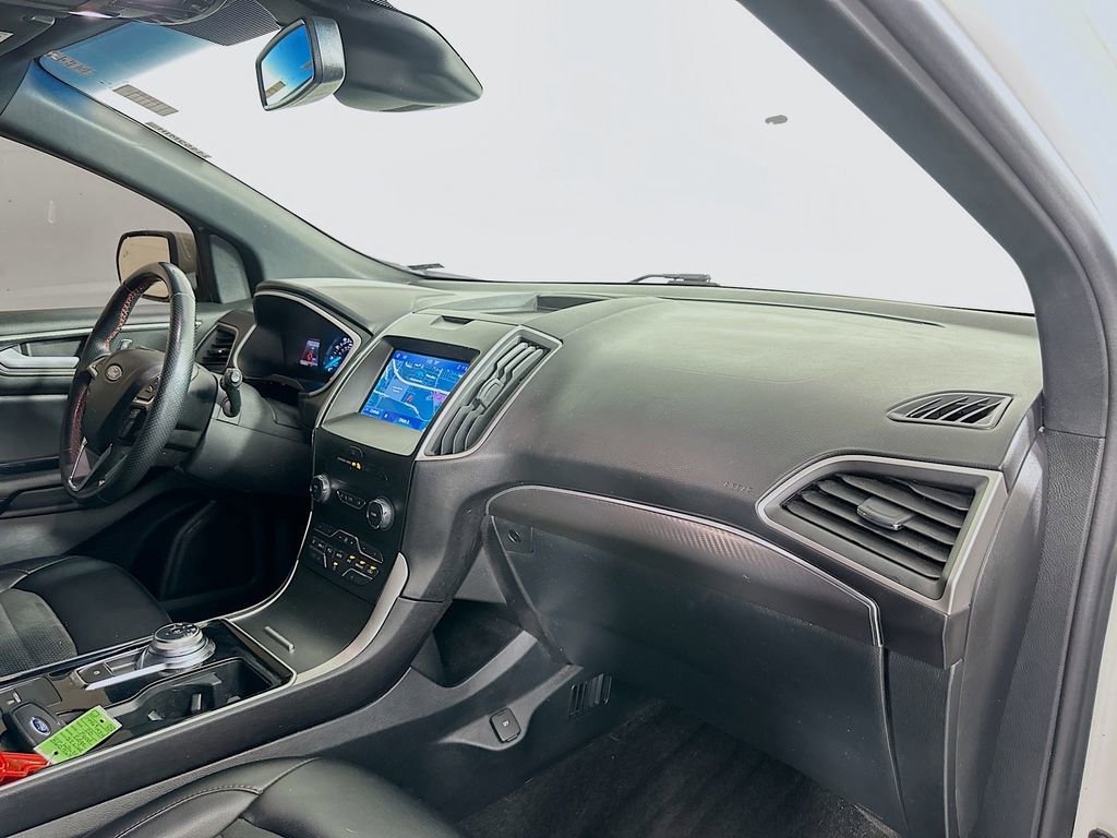 Used 2020 Ford Edge ST-Line FWD image 28
