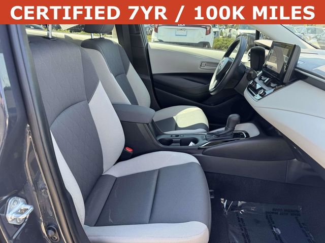 Used 2025 Toyota Corolla LE w/ Convenience Package image 9