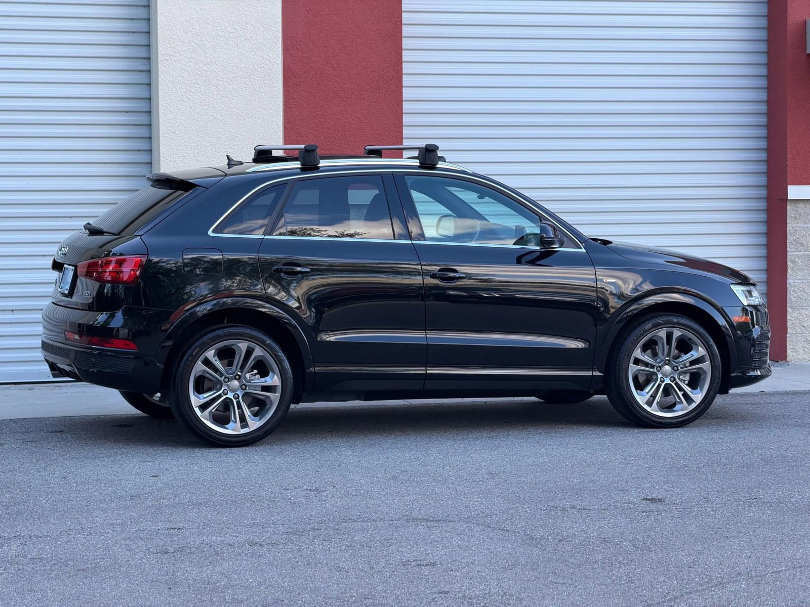 Used 2017 Audi Q3 2.0T Prestige w/ Prestige Package AWD/4WD image 5