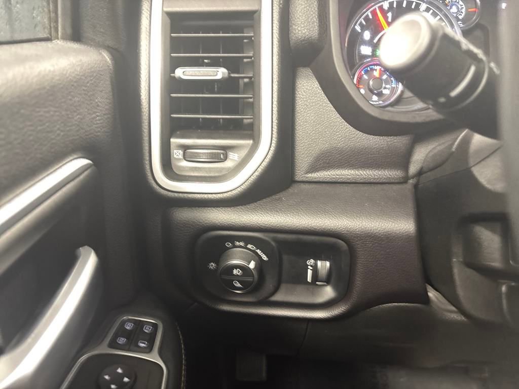 Used 2024 RAM 3500 Big Horn image 31