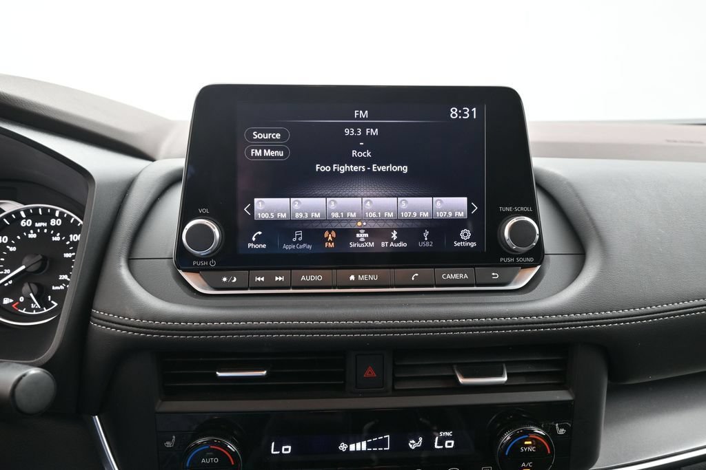 Used 2023 Nissan Rogue SV w/ SV Premium B Package FWD image 12