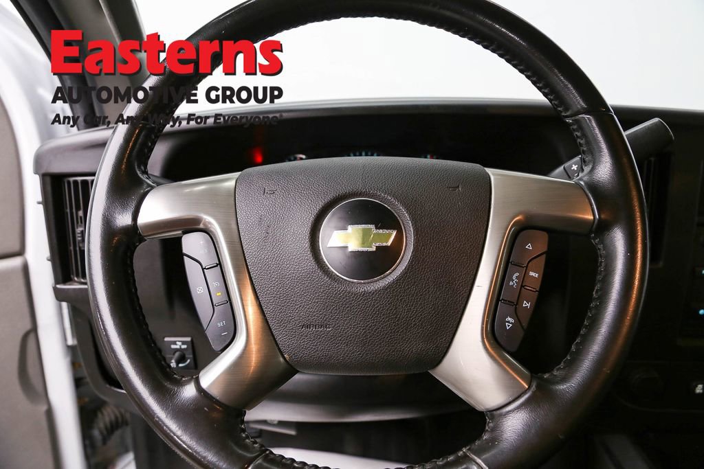 Used 2017 Chevrolet Express 2500 image 10