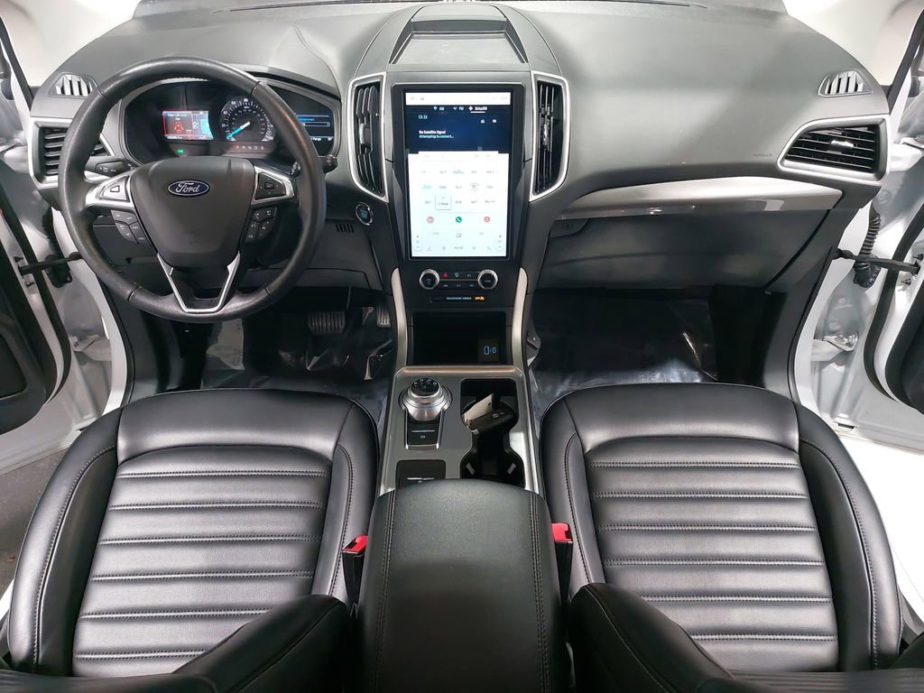 Used 2024 Ford Edge SEL image 9