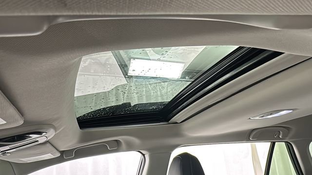 Certified 2025 Subaru Outback Onyx Edition XT image 38