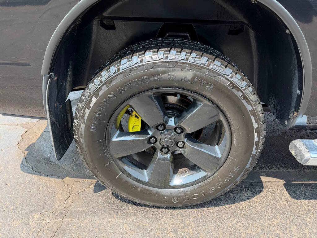 Used 2015 RAM 1500 Express AWD/4WD image 9