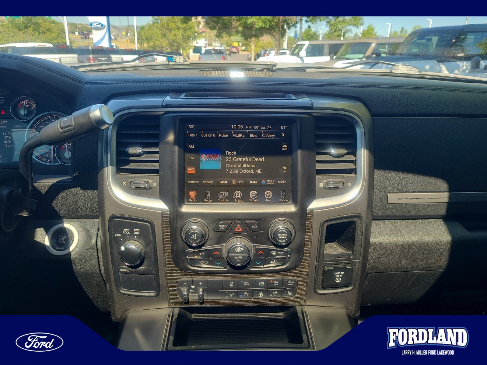 Used 2014 RAM 2500 Limited AWD/4WD image 12