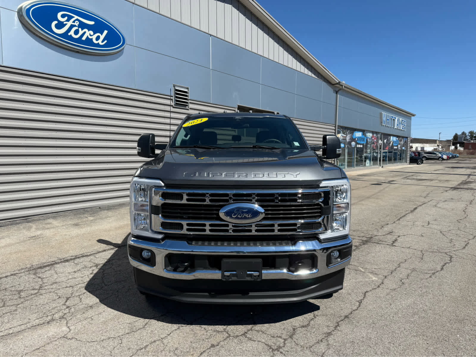 Used 2024 Ford F250 XLT w/ FX4 Off-Road Package image 3