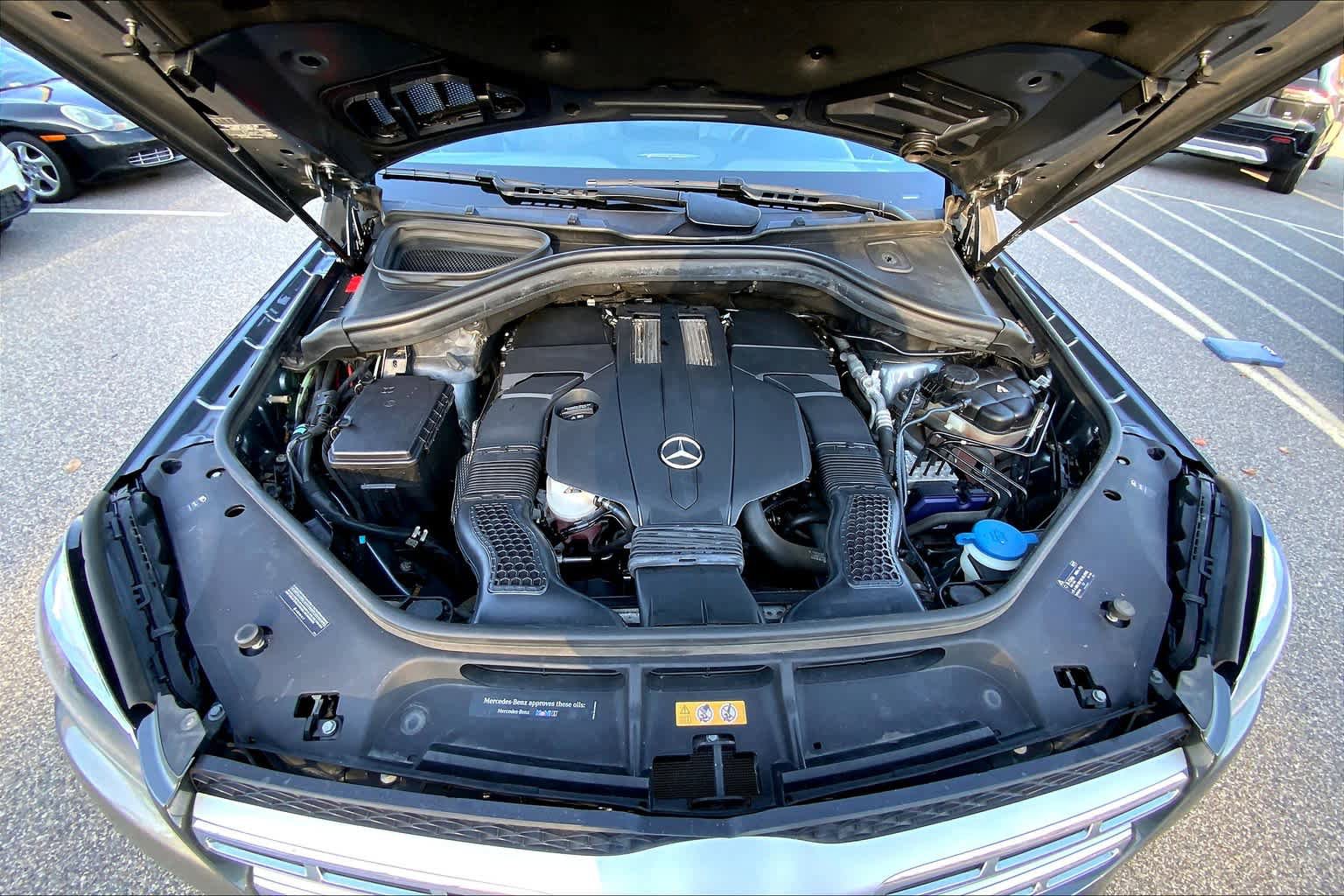 Used 2017 Mercedes-Benz GLS 450 4MATIC image 30