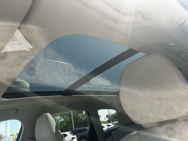 Certified 2023 Volvo XC60 B5 Core w/ Climate Package image 5