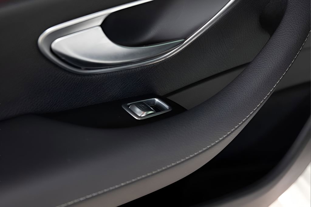 Used 2020 Mercedes-Benz E 350 Sedan image 54