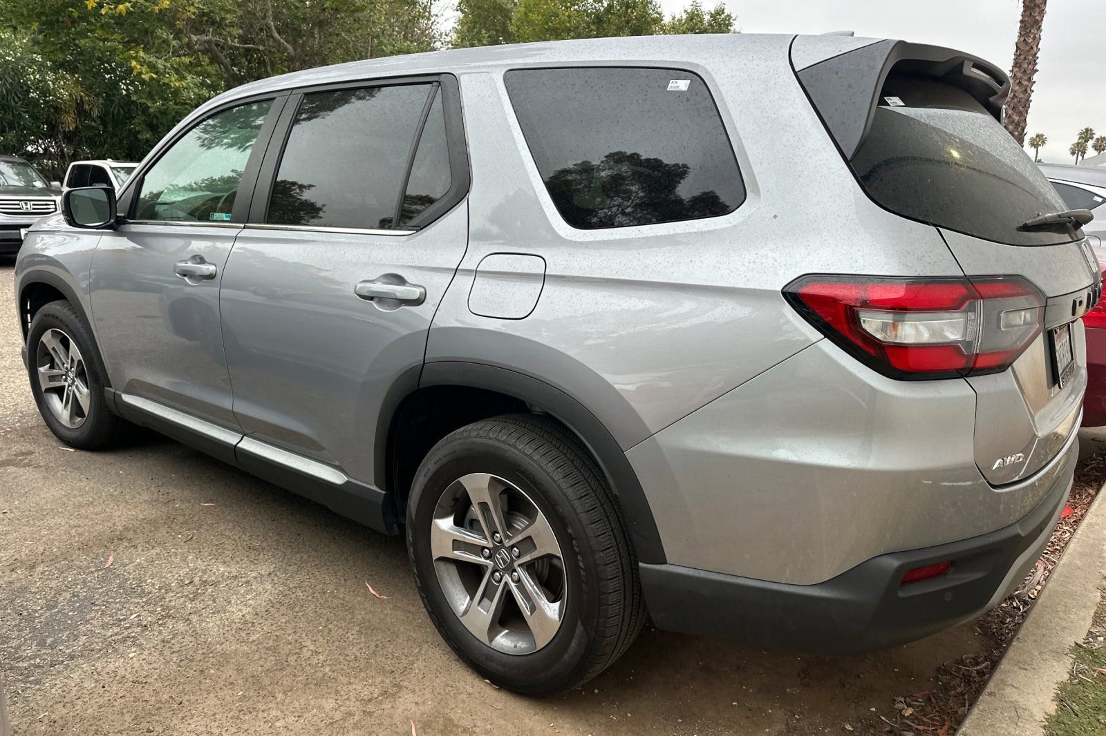 Used 2024 Honda Pilot EX-L image 6