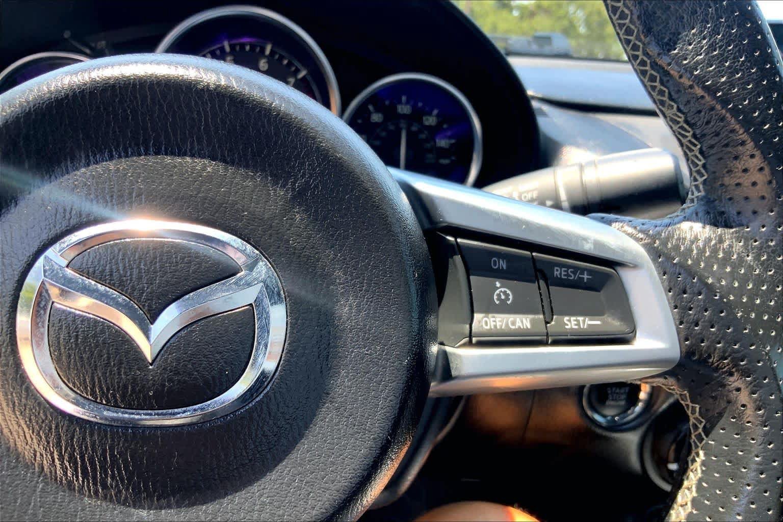 Used 2021 MAZDA MX-5 Miata Club RWD image 20