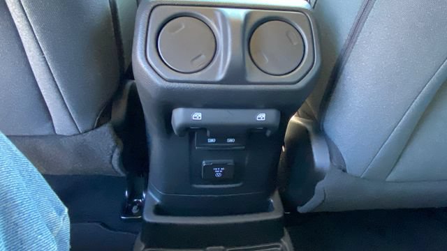 Used 2025 Jeep Wrangler Unlimited Sahara AWD/4WD image 14