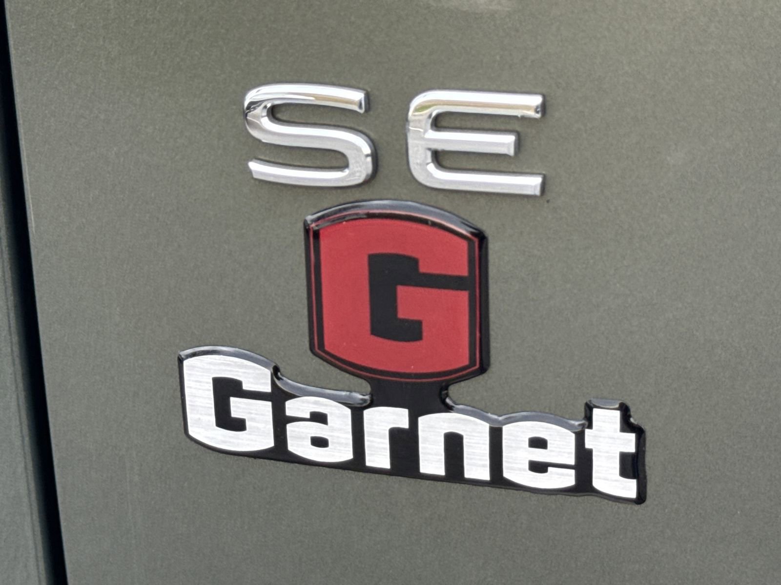 Certified 2025 Volkswagen Atlas Peak Edition SE image 9