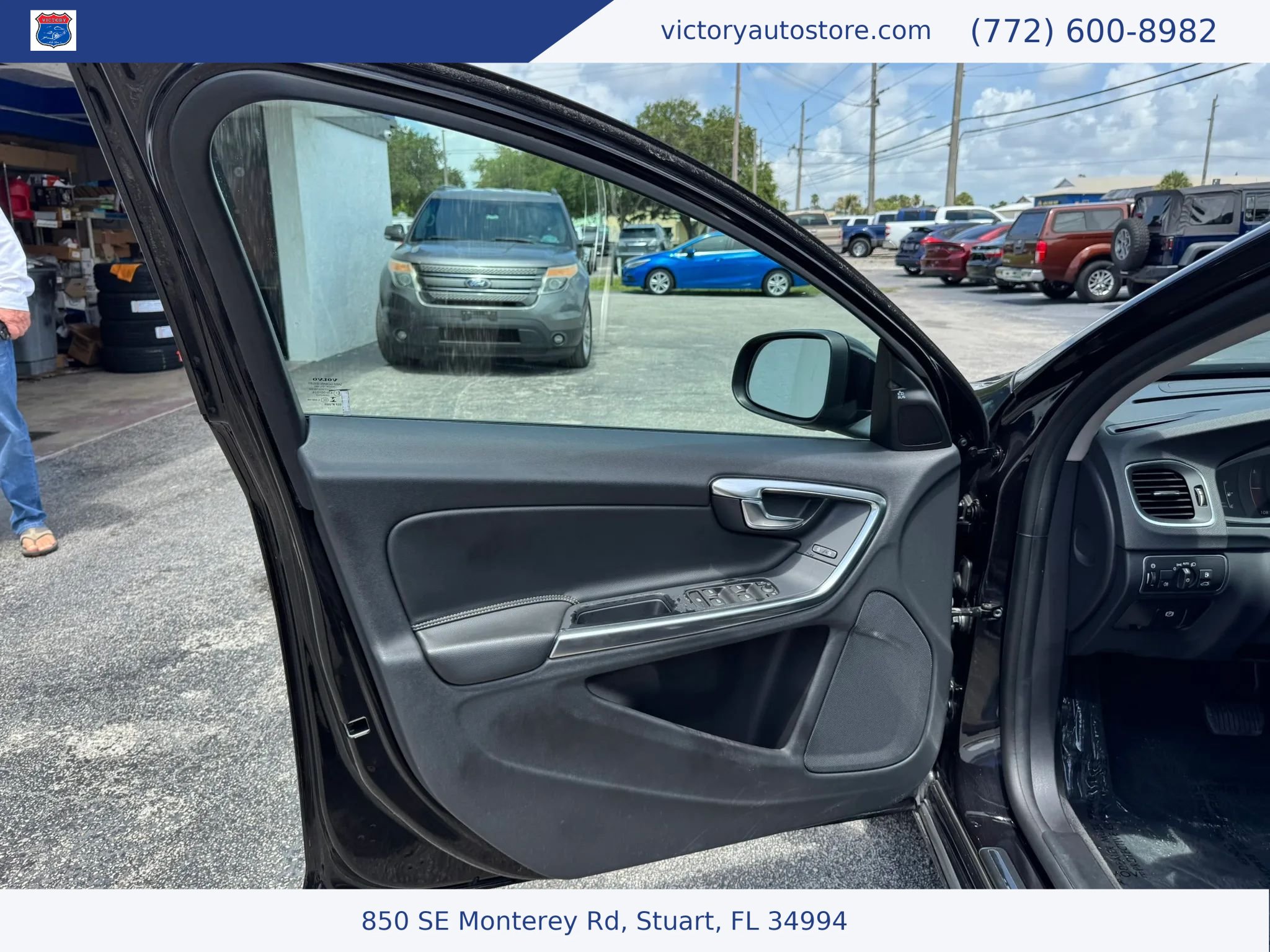 Used 2018 Volvo S60 T5 Dynamic w/ Vision Package FWD image 24