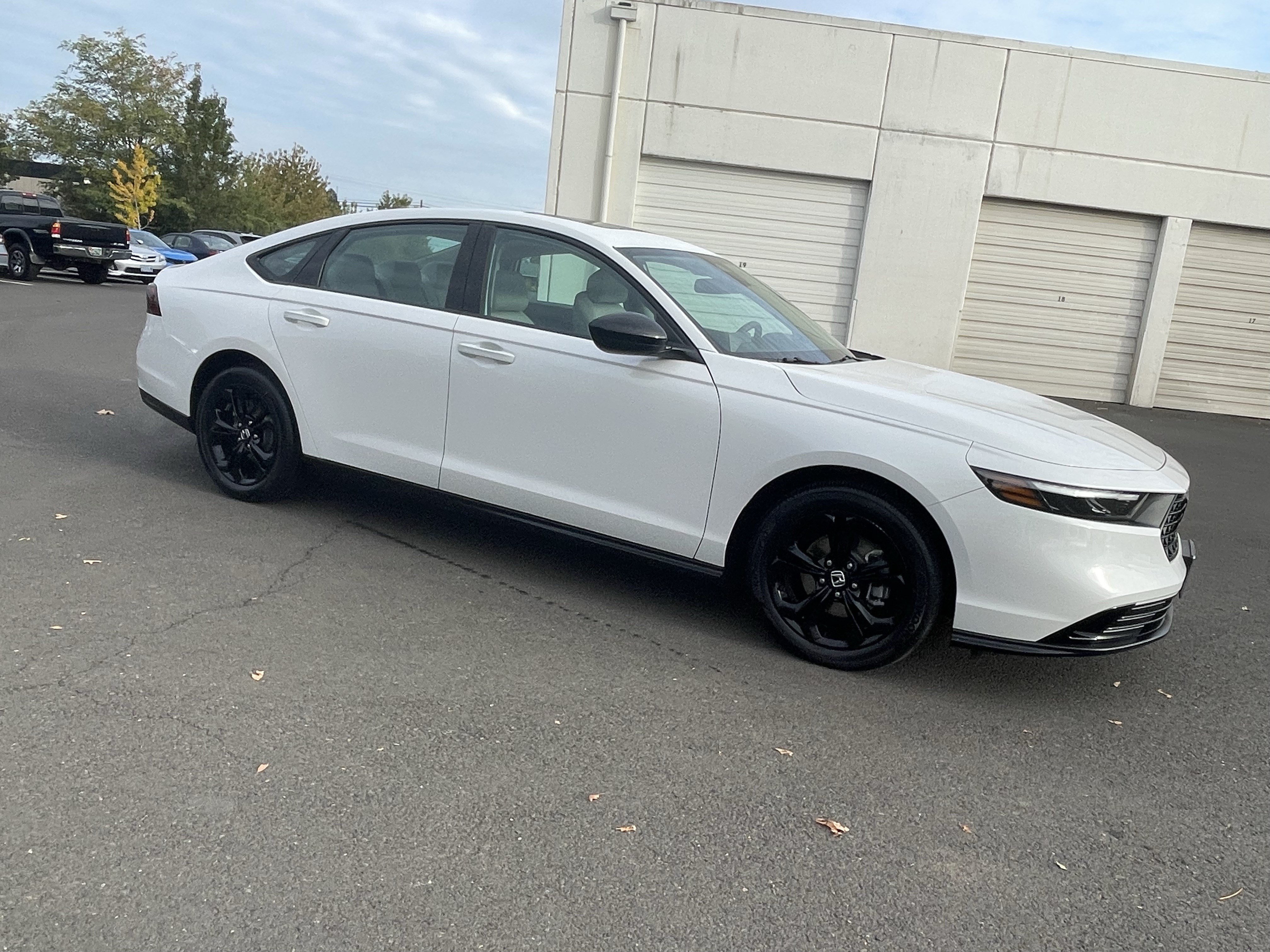 Used 2025 Honda Accord SE image 7