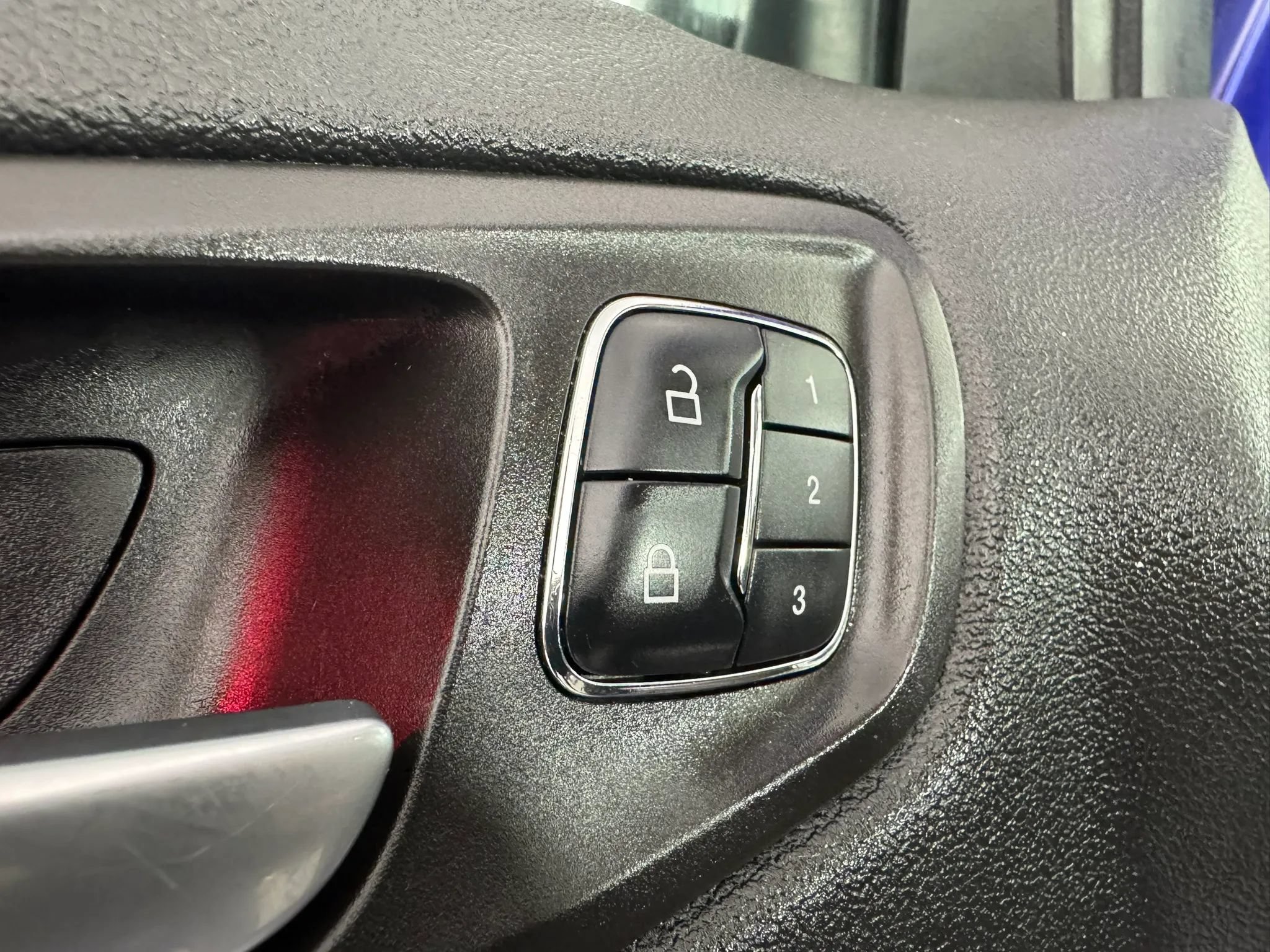 Used 2014 Ford Escape Titanium FWD image 38