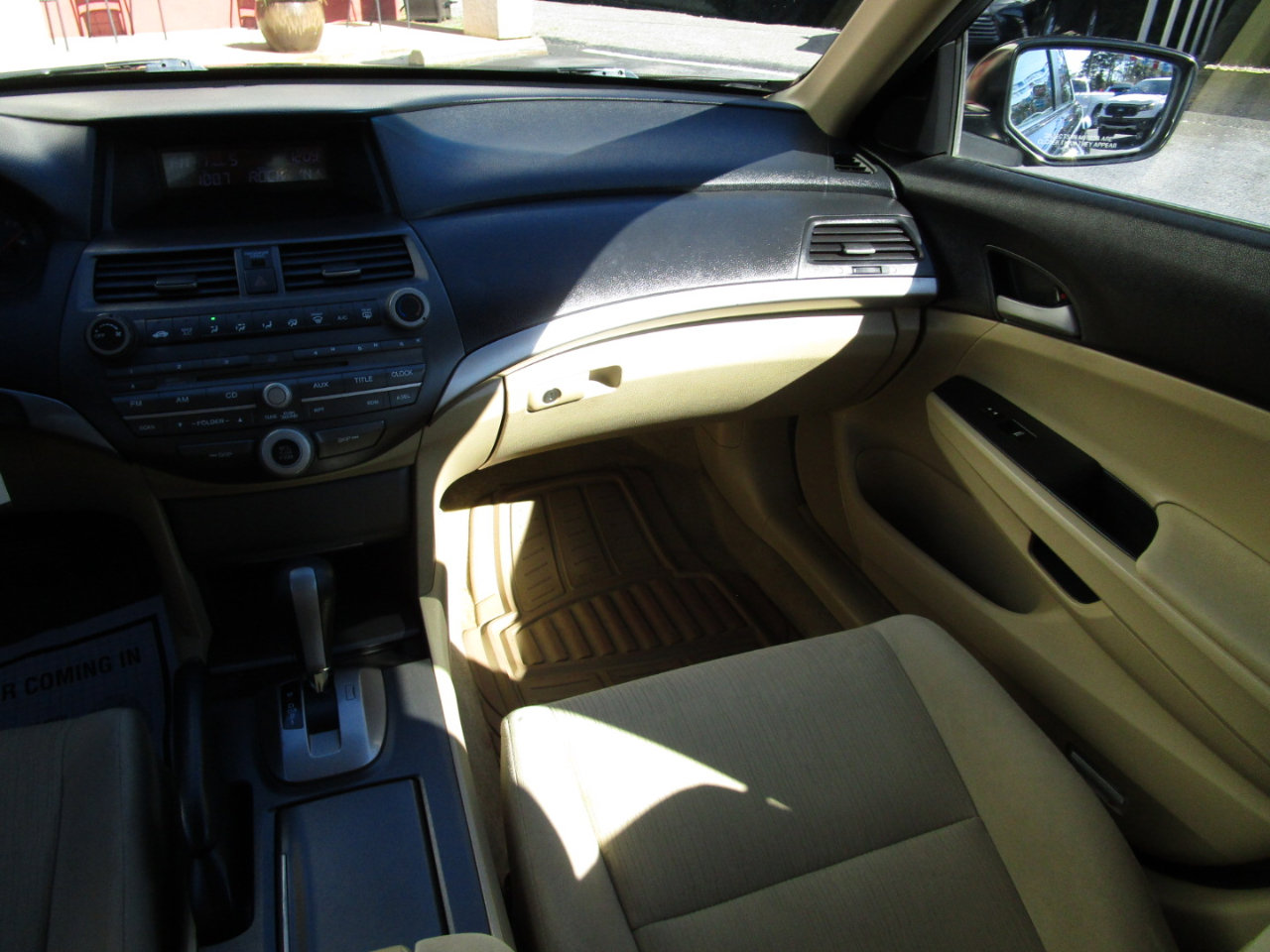 Used 2011 Honda Accord LX-P image 9