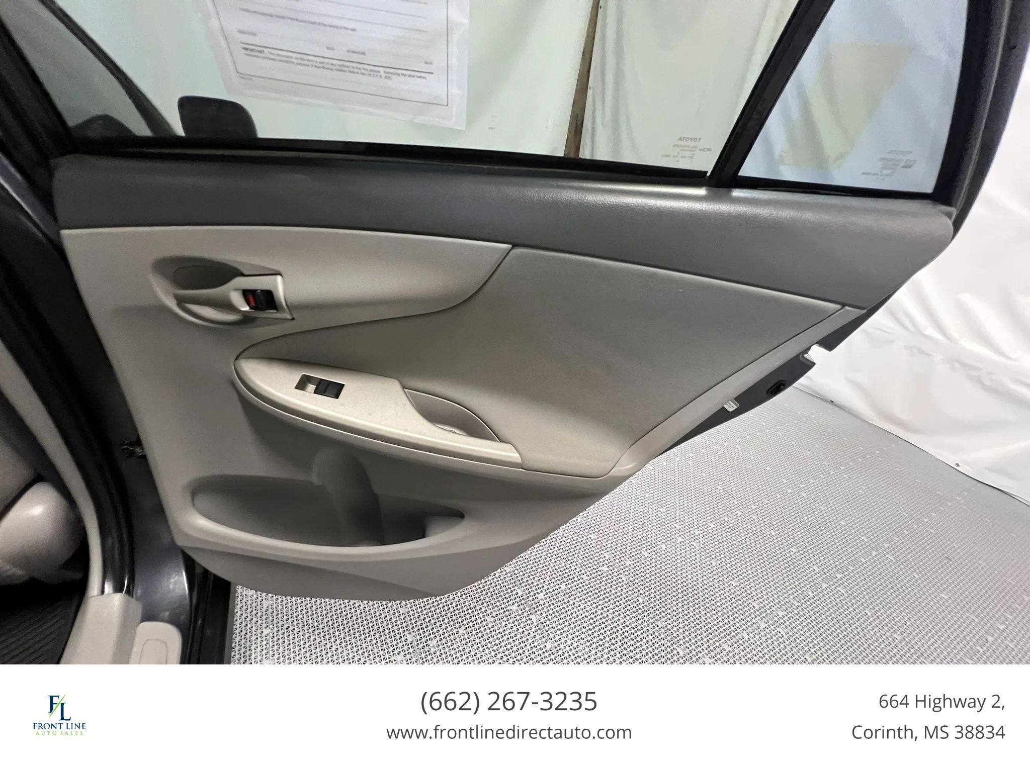 Used 2010 Toyota Corolla LE FWD image 23
