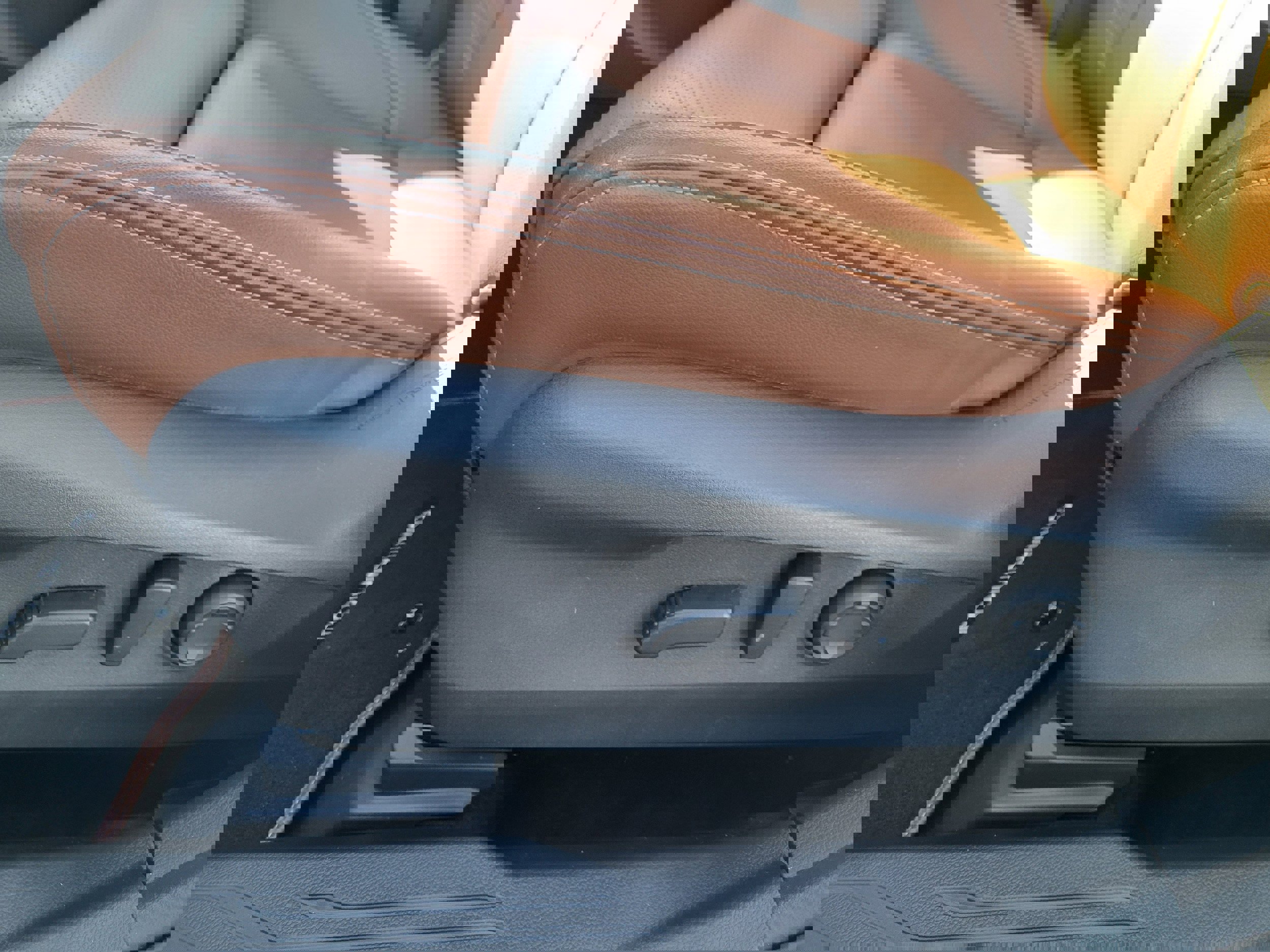 Certified 2025 Subaru Outback Touring XT w/ Popular Package #2 image 29