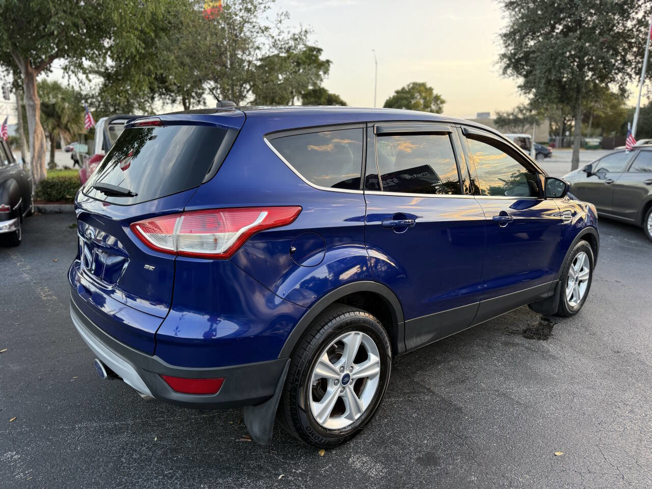 Used 2015 Ford Escape SE image 7