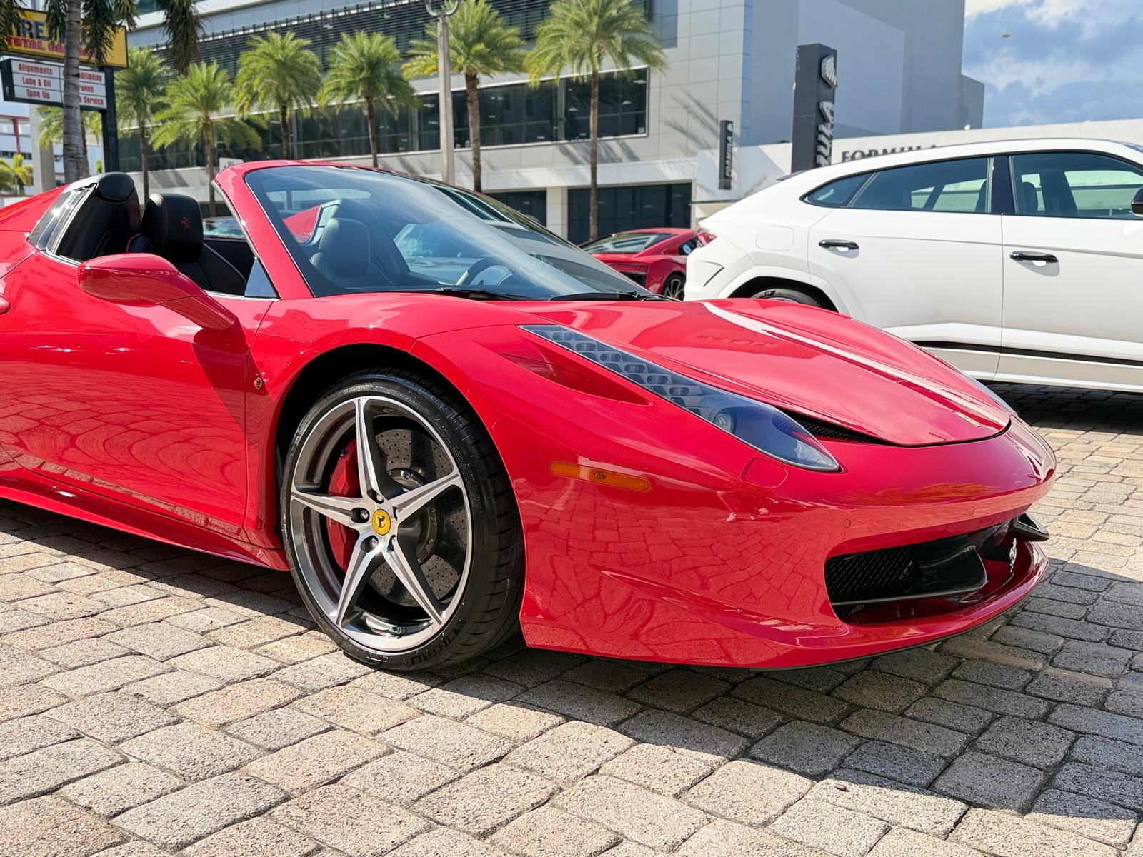 Used 2015 Ferrari 458 Spider RWD image 11