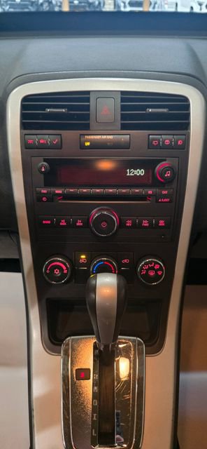 Used 2008 Pontiac Torrent 2WD w/ Preferred Package image 16