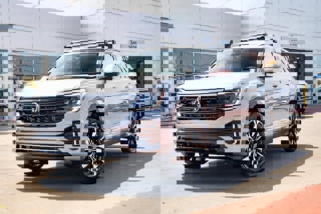 New 2026 Volkswagen Atlas Cross Sport SEL Premium R-Line image 2