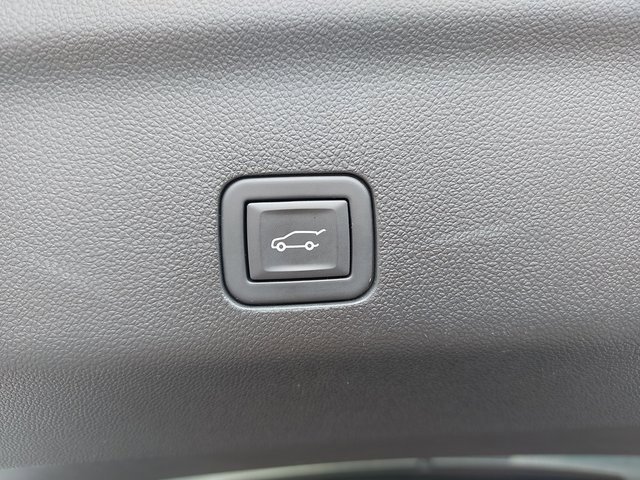 Certified 2023 Cadillac Escalade Premium Luxury w/ LPO, Floor Liner Package image 16