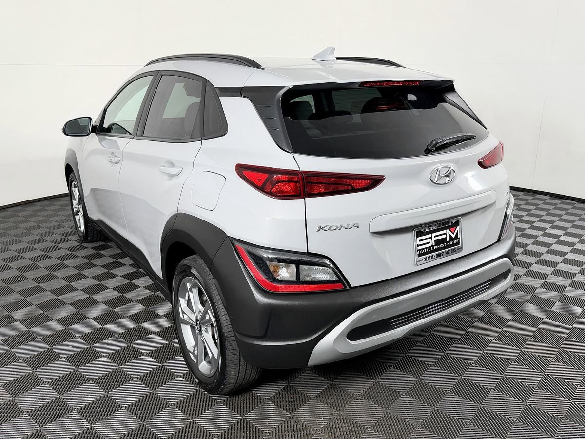 Used 2022 Hyundai Kona SEL AWD/4WD image 15