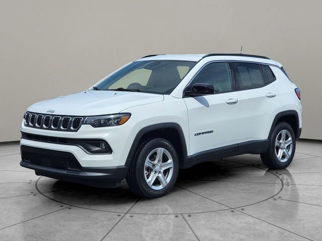 Certified 2023 Jeep Compass Latitude w/ Convenience Group image 3