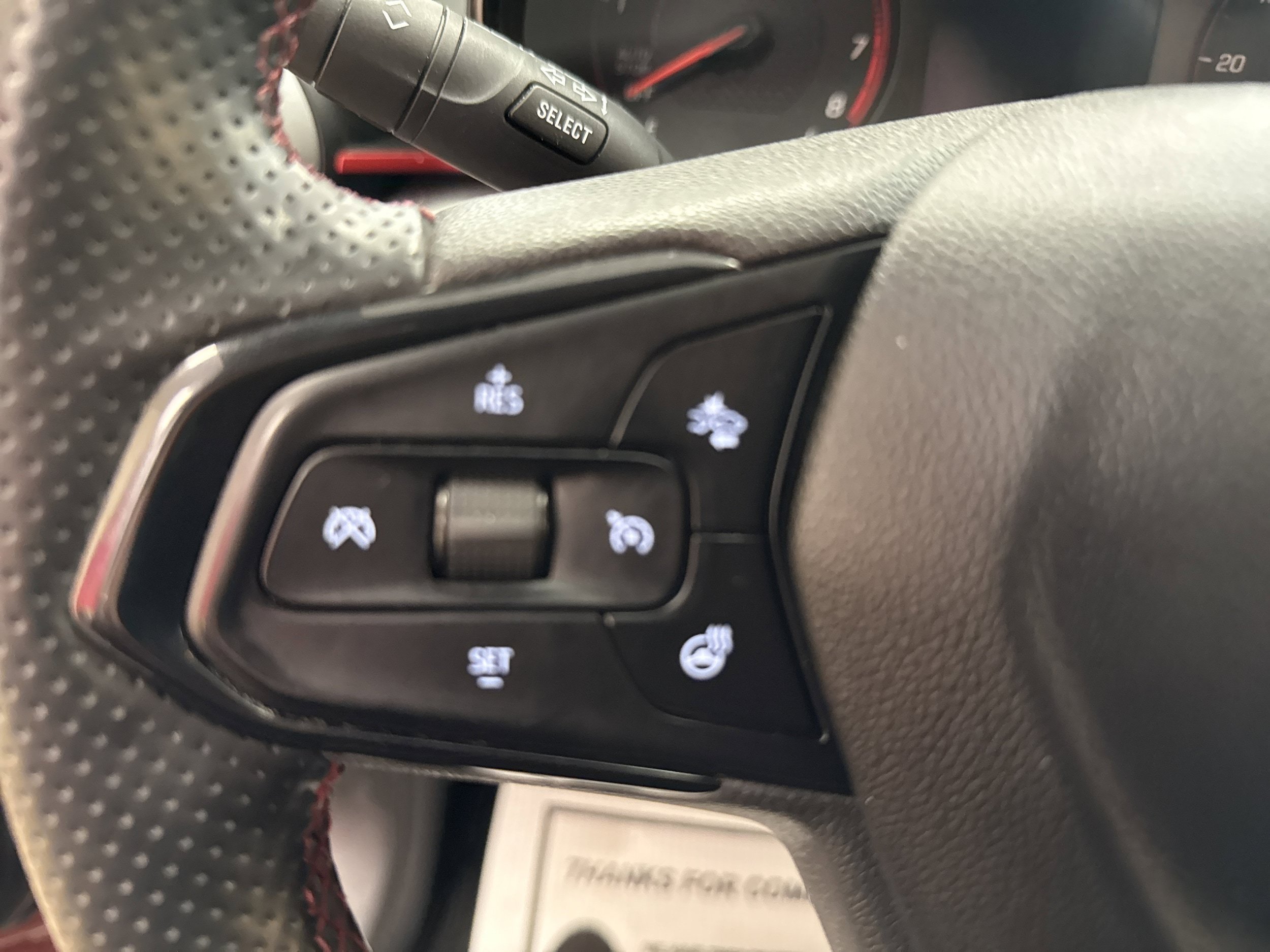 Used 2024 Chevrolet Trax RS FWD image 31
