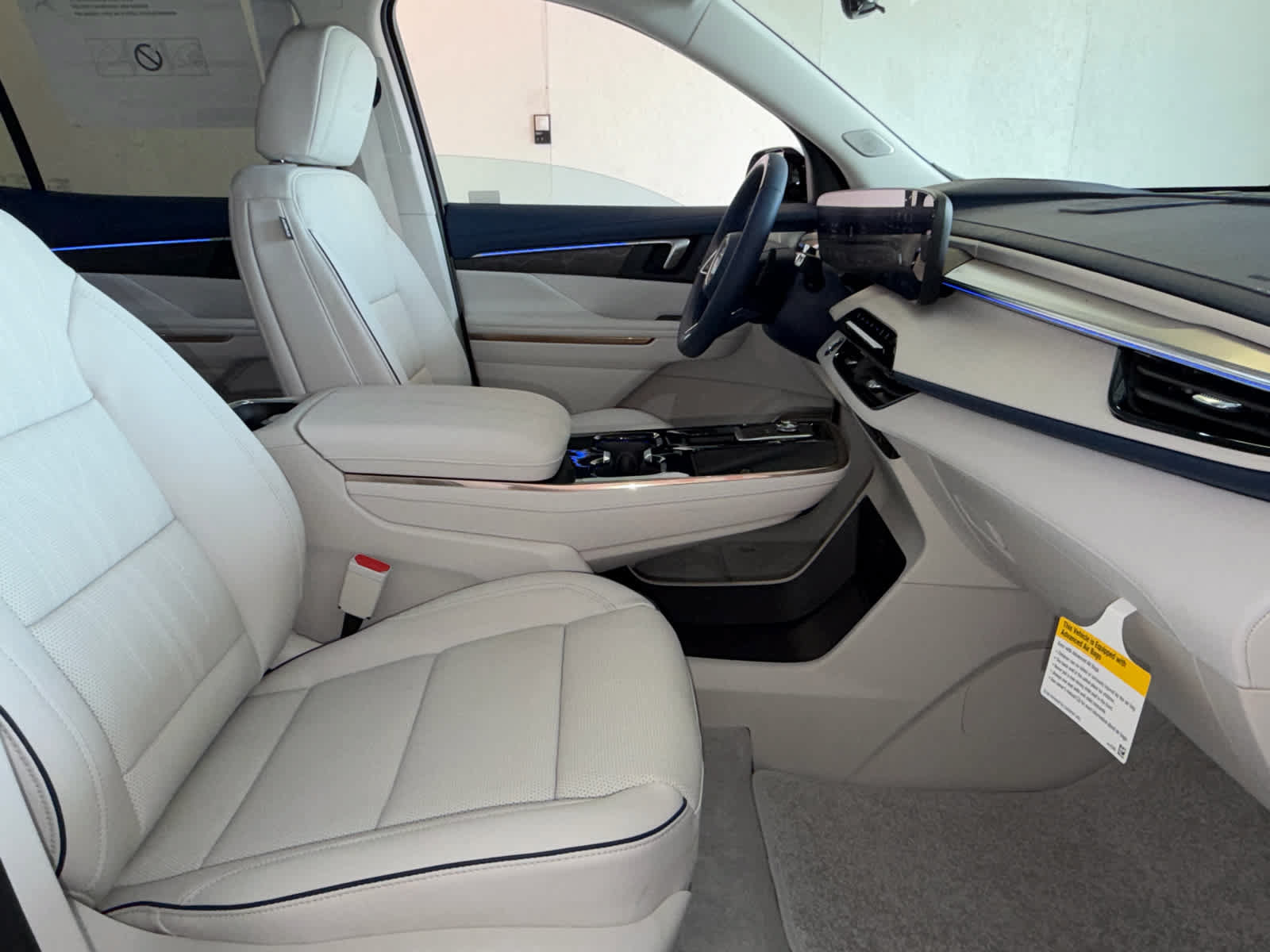 New 2026 Buick Enclave Avenir w/ Super Cruise Package FWD image 29