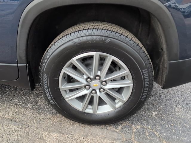 Certified 2023 Chevrolet Traverse LT w/ LPO, Floor Liner Package image 3