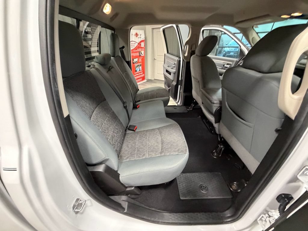 Used 2019 RAM 1500 Big Horn AWD/4WD image 46