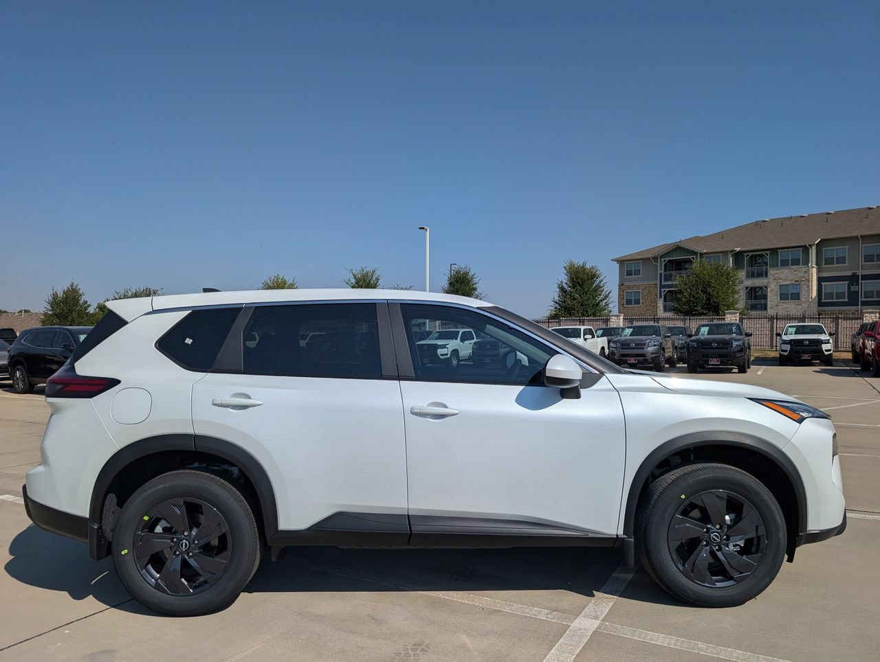 New 2026 Nissan Rogue SV AWD/4WD image 3