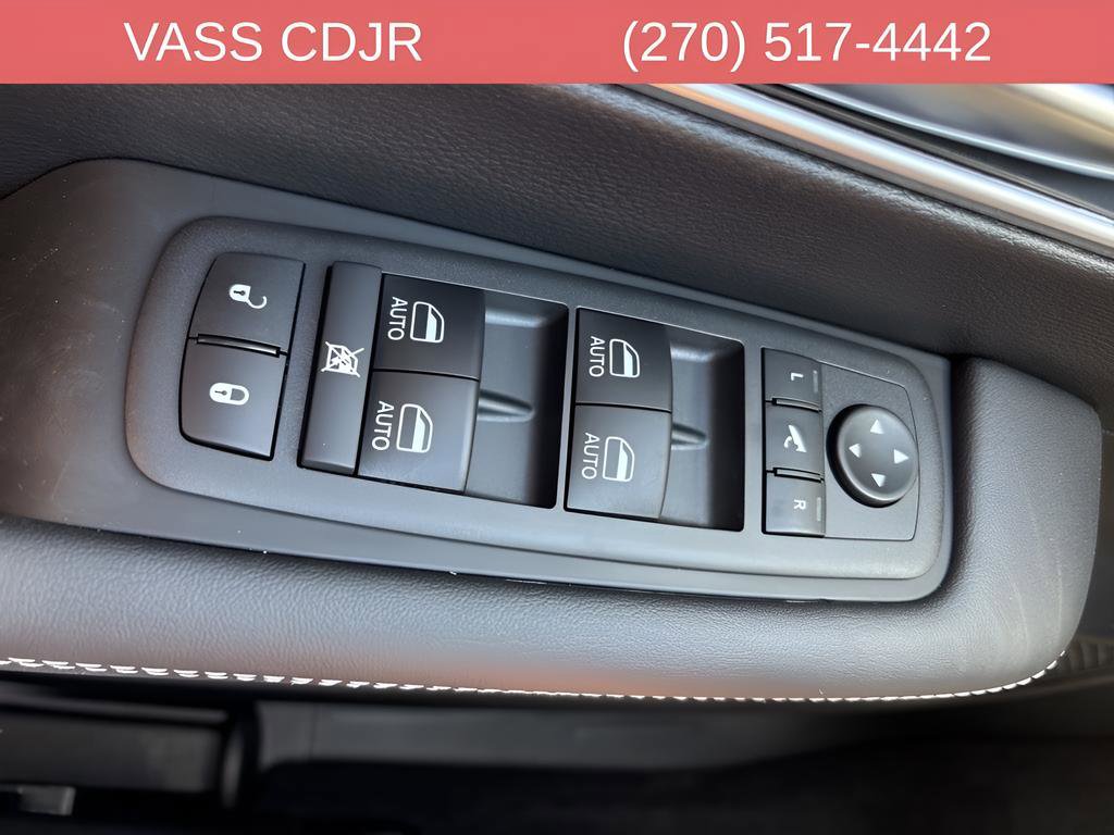 New 2026 Chrysler Pacifica Limited w/ S Appearance Package image 15