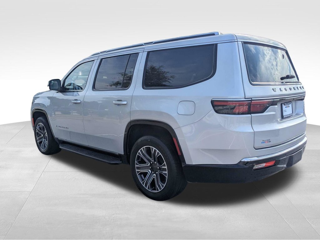 Used 2024 Jeep Wagoneer Series II AWD/4WD image 6
