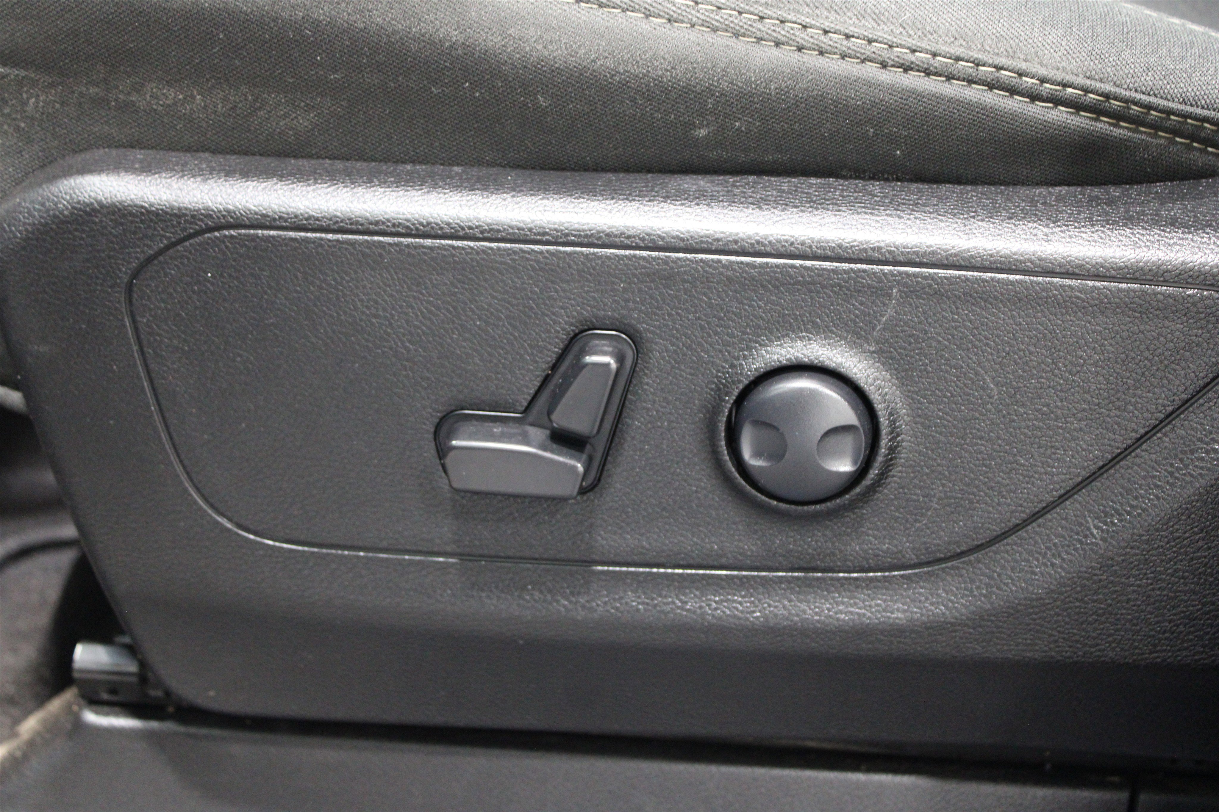 Used 2025 RAM 1500 Big Horn image 4