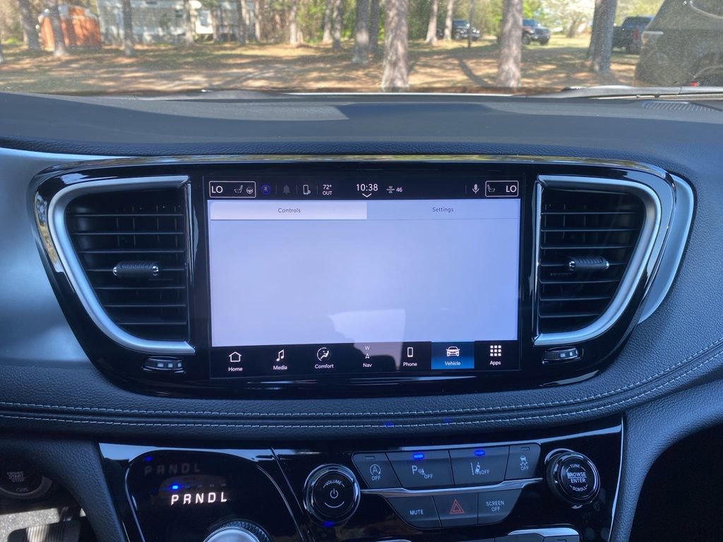 New 2026 Chrysler Pacifica Limited w/ S Appearance Package image 39