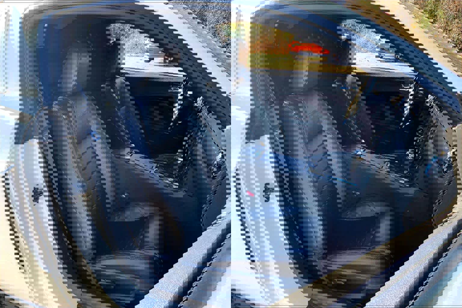 Used 2011 Ford Mustang GT Premium w/ 402A Rapid Spec Order Code image 8