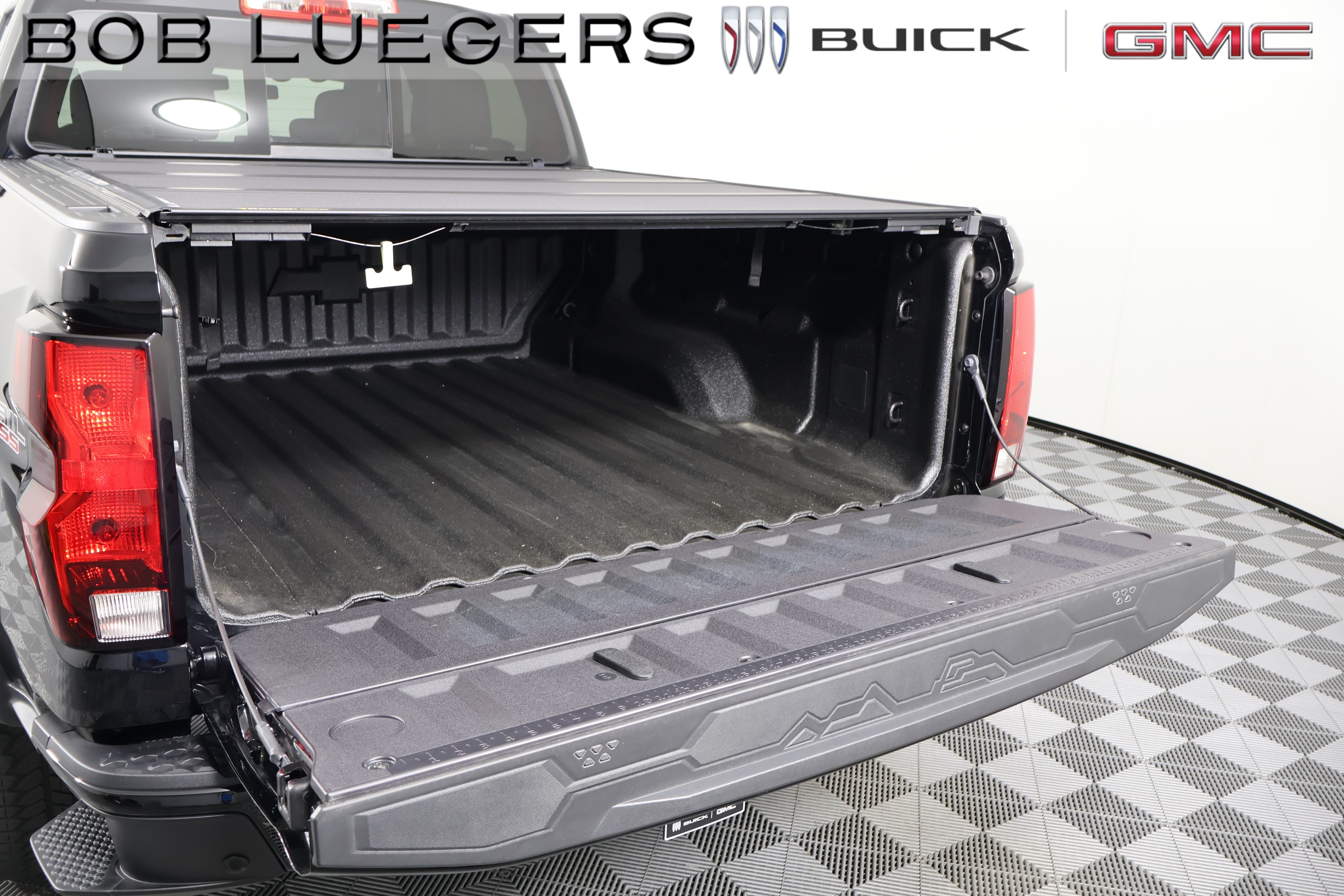 Certified 2025 Chevrolet Colorado Trail Boss AWD/4WD image 5